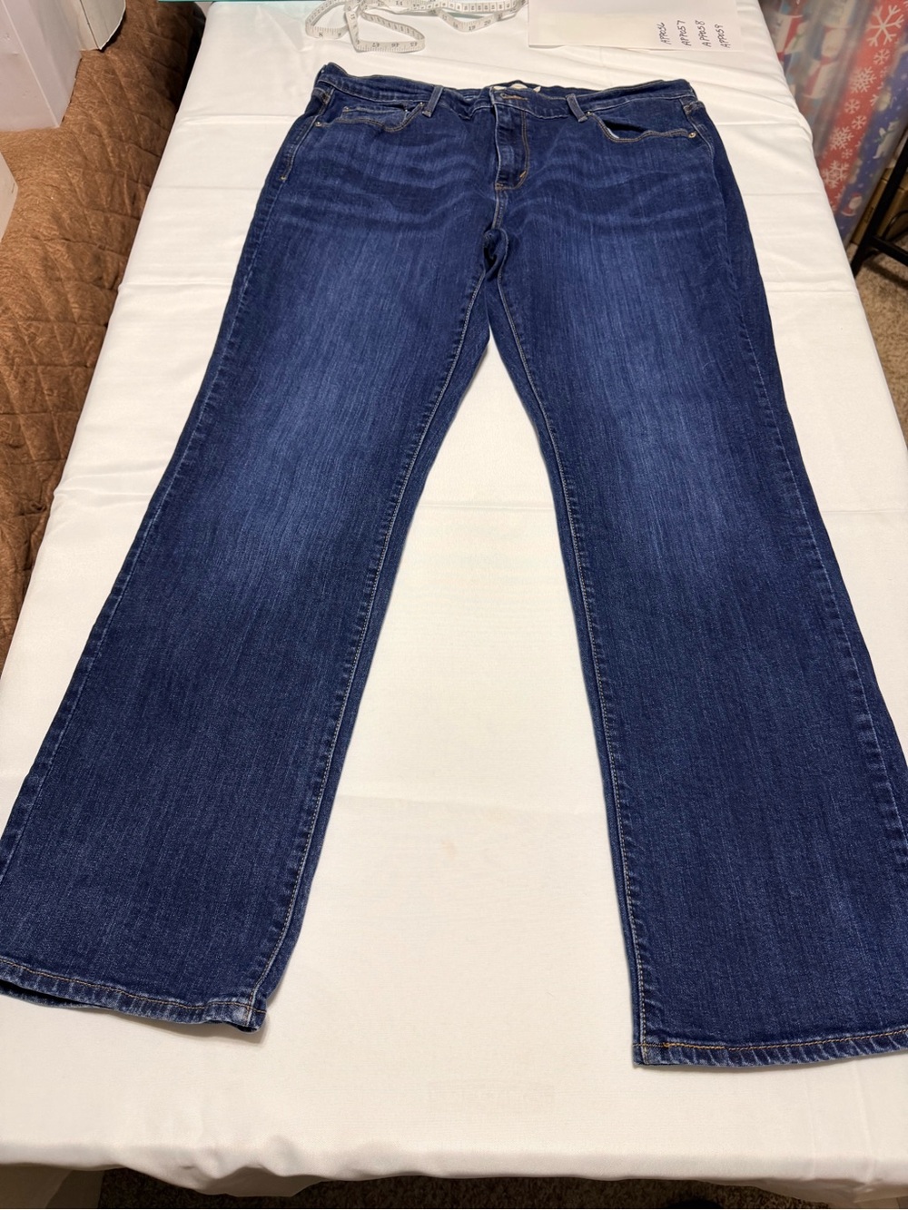 Classic Women's Dark Blue Straight-Leg Jeans Levi’s 505